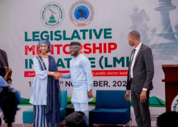 Minister calls for integration of art & culture into public-sector excellence