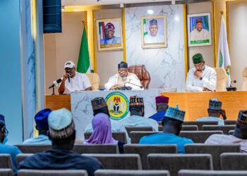 Pictures from the NAHCON Chairman/CEO Professor Abdullahi Saleh Usman meeting with the State Medical Team Leads