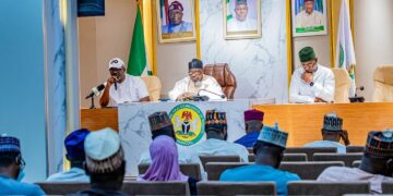 Pictures from the NAHCON Chairman/CEO Professor Abdullahi Saleh Usman meeting with the State Medical Team Leads