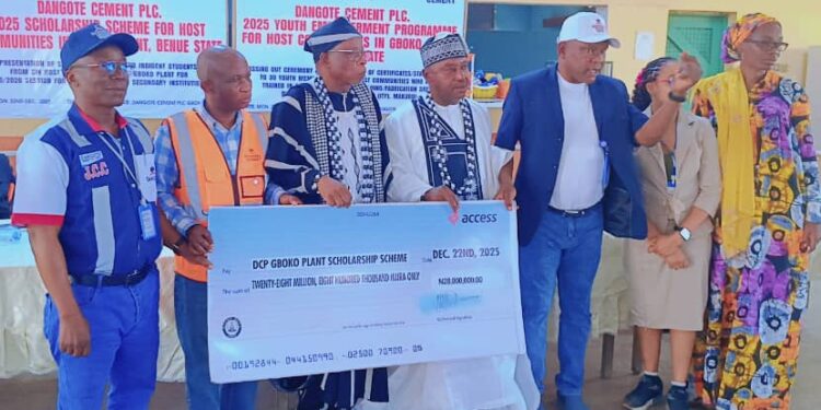 Dangote Cement Tripples Students Bursary For Benue Host Communities