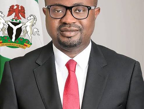 FG Declares Public Holidays For Christmas, New Year