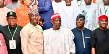 G100: UNITY WITHOUT A VEHICLE